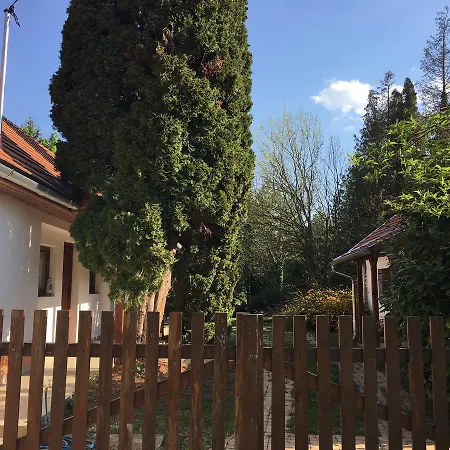 Hetmerfoeldes Vendeghaz Szaknyér Exterior photo